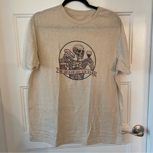 NWOT Dogs & Wine T-Shirt